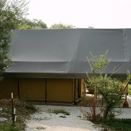 Offline Glamping Holiday home Castel Frentano