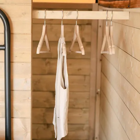 Offline Glamping Holiday home *